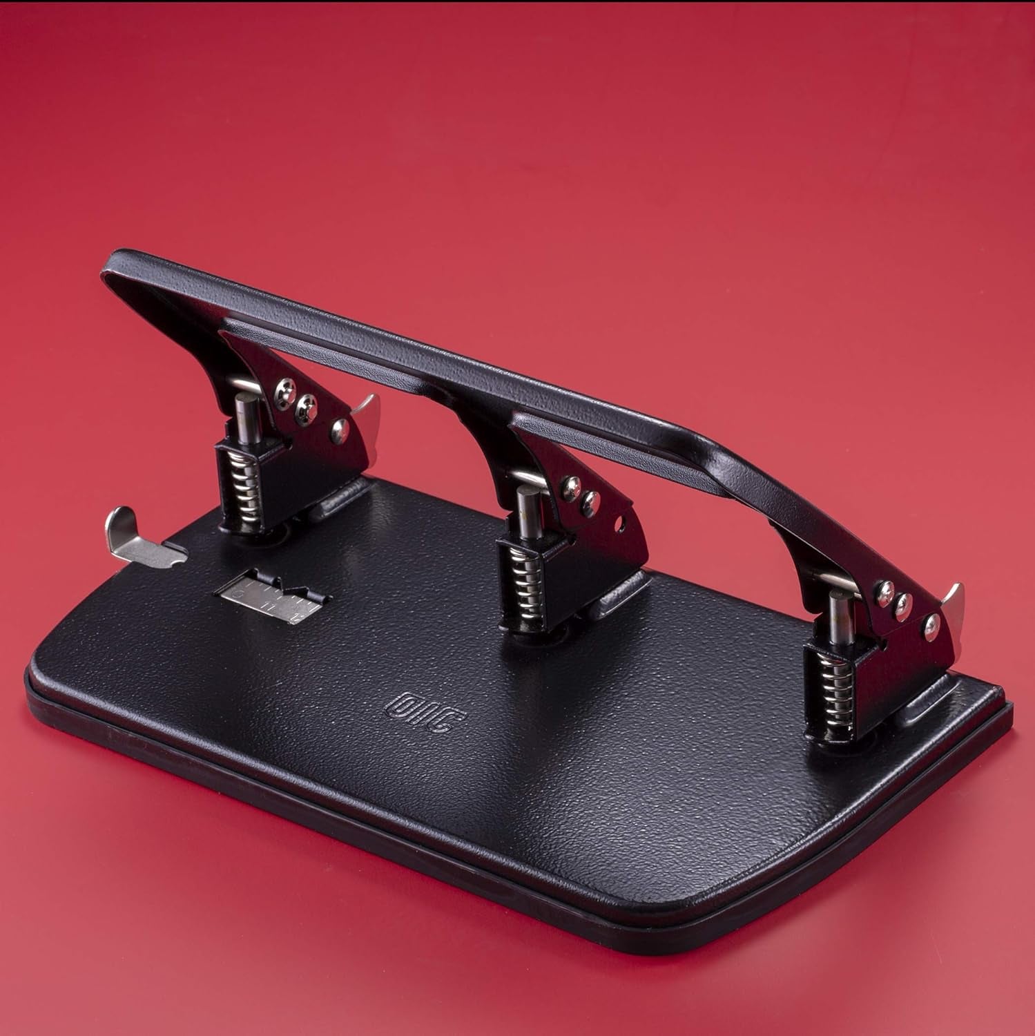 Medium Duty 3 Hole Punch with Ergonomic Handle, 30 Sheet Capacity, Black (90088)