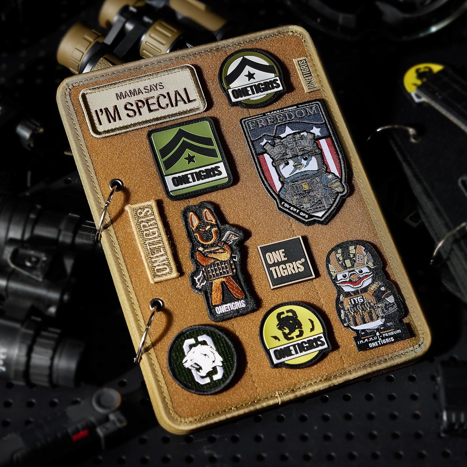 Patch Display Board, Flip-Page Patch Book with Metal Removable Ring Binders, Tactical Patches Booklet Organizer for Patch, Military Patch Collections(No Patches Included), Coyote Brown