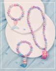 900Pcs Mermaid Bracelet Making Kit for Girls Kids Charm DIY Beads for Jewelry Making, Friendship Bracelet Kit with Ocean Pearl Shell Butterfly Beads for Bracelet Necklace Making