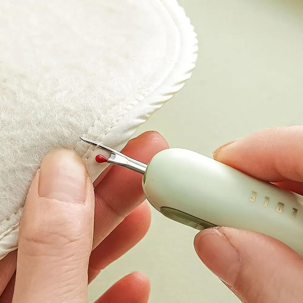 Seam Ripper, 2024 Upgrade 2 in 1 Needle Threader for Sewing, Threading and Thread Removal Tools, Sewing Seam Thread Remover for Needle Work Patterns and Sewing Clothes(3Pcs)