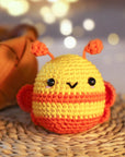 Crochet Kit for Beginners - Bee Crochet Kit, Learn to Crochet, All You Need In, Videos, Instructions, Soft Yarn, Birthday Gift for Adults