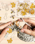20 Pcs Cute Bee Honeycomb Stitch Marker, 2 Pcs Adjustable Knit Crochet Loop Ring for Crocheting and Knitting, Alloy Crochet Stitch Marker Knitting and Crocheting Accessories