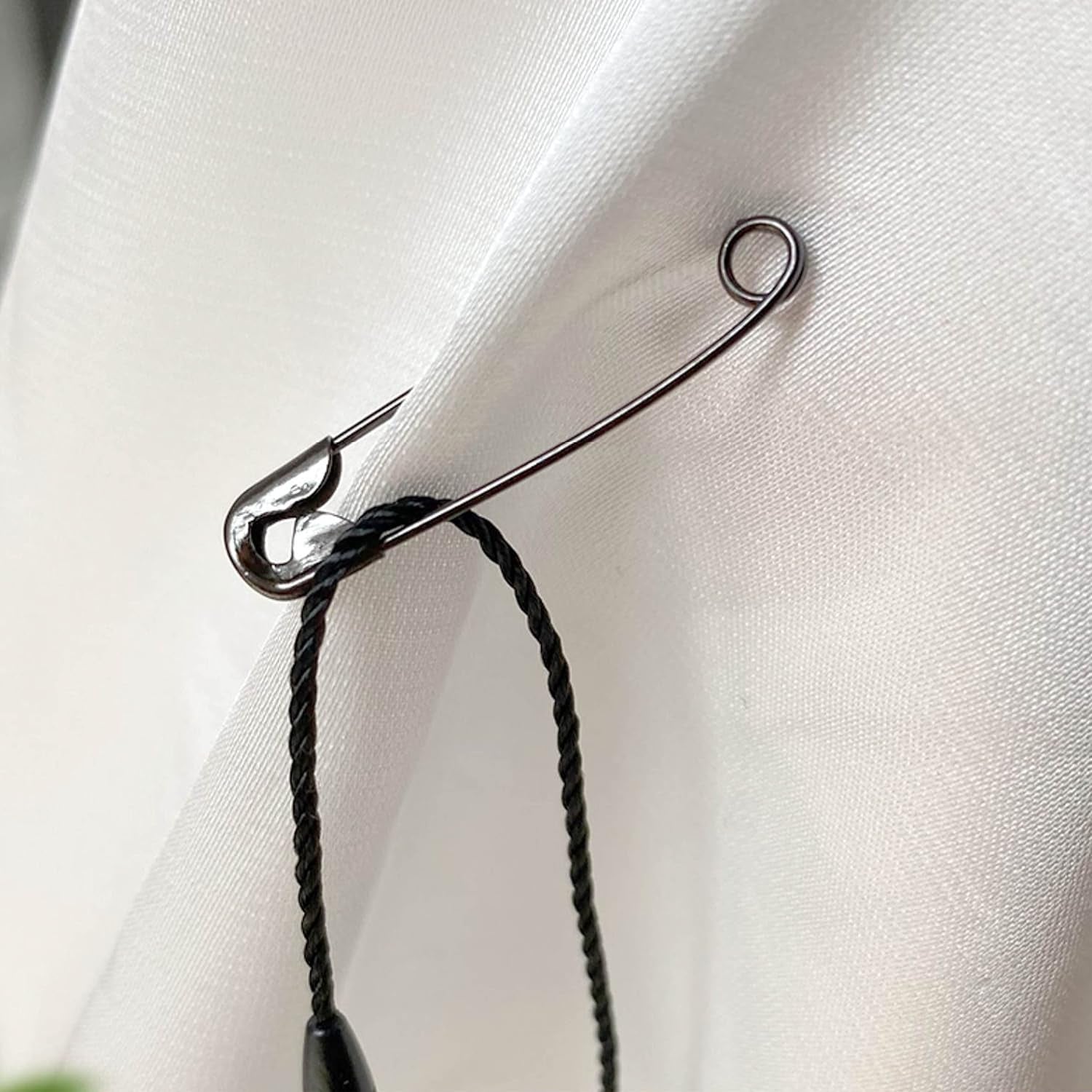 Safety Pins 150Pcs 19Mm Safety Pins for Clothes for Clothing Sewing Handicrafts Quilting Jewelry Making,Black Hijab Pins (Black)