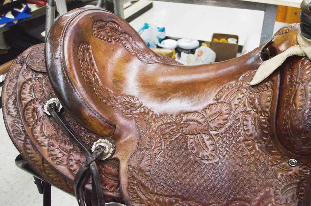 Original Leather Cream | All Natural Non Toxic Formula | Leather Conditioner Cleans, Moisturizes, and Protects Your Leather | 16 Ounces (1 Pint)