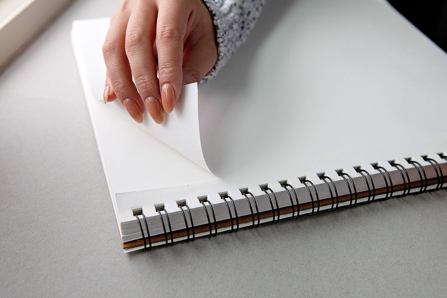 Medium Drawing Spiral Paper Pad 11"X14"-24 Sheets -400500