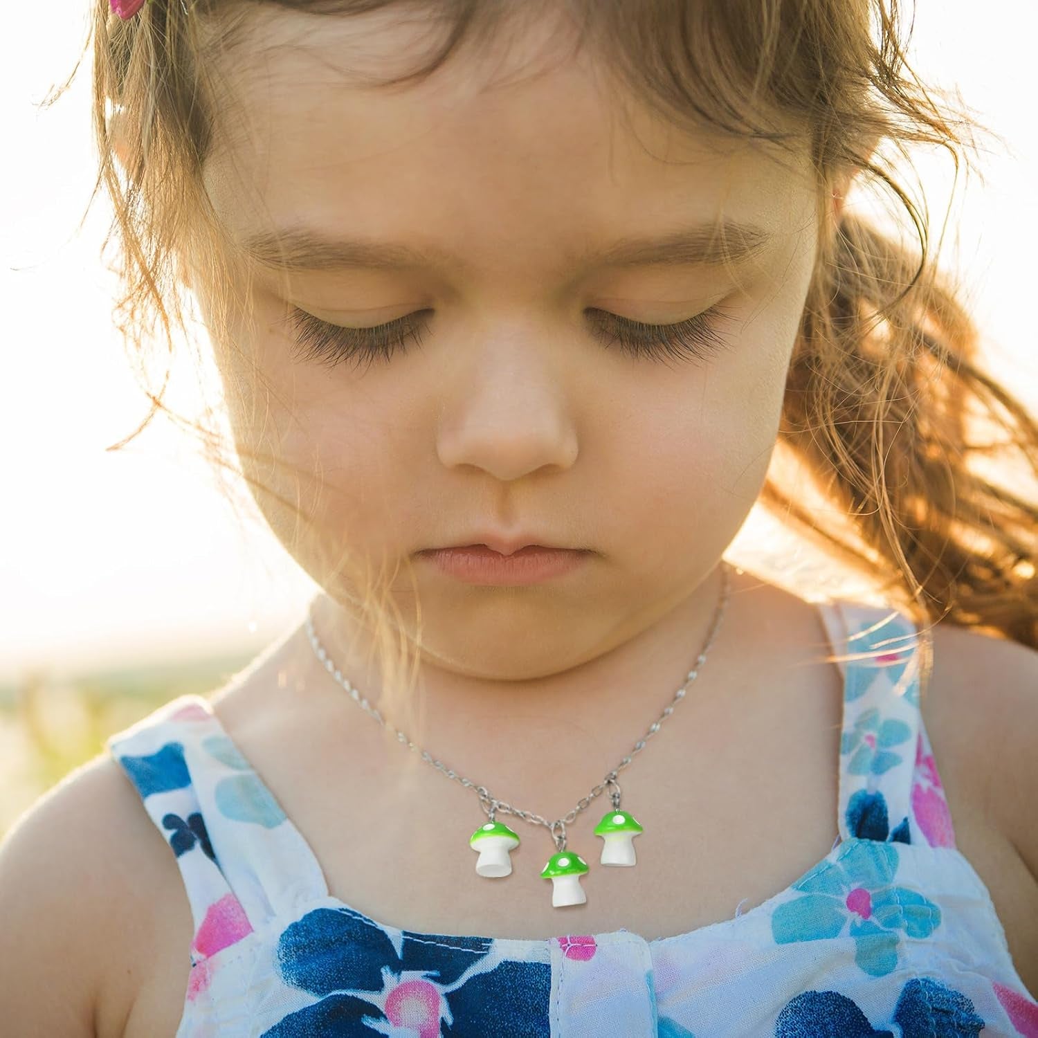 Mushroom Pendant Charm, Resin Cute Mushroom Shape Charms DIY Pendant Jewelry Pendants for Bracelets Necklaces Earrings Keychains DIY Crafts Making