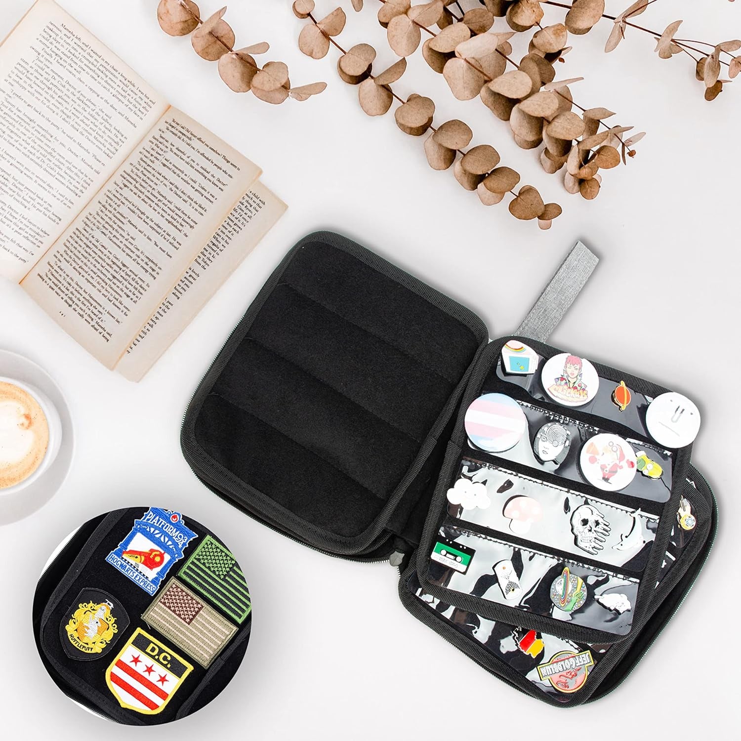Portable Travel Brooch Pin Carrying Case for Enamel Pin, Lapel Pin, Pins Storage Organizer Case, Pin Collections Display Bag with 10 Pages, Hold up to 160 Pins.