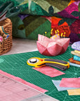Self Healing Rotating Cutting Mat 18X18 (17" Grid), Perfect for Quilting & Art Projects