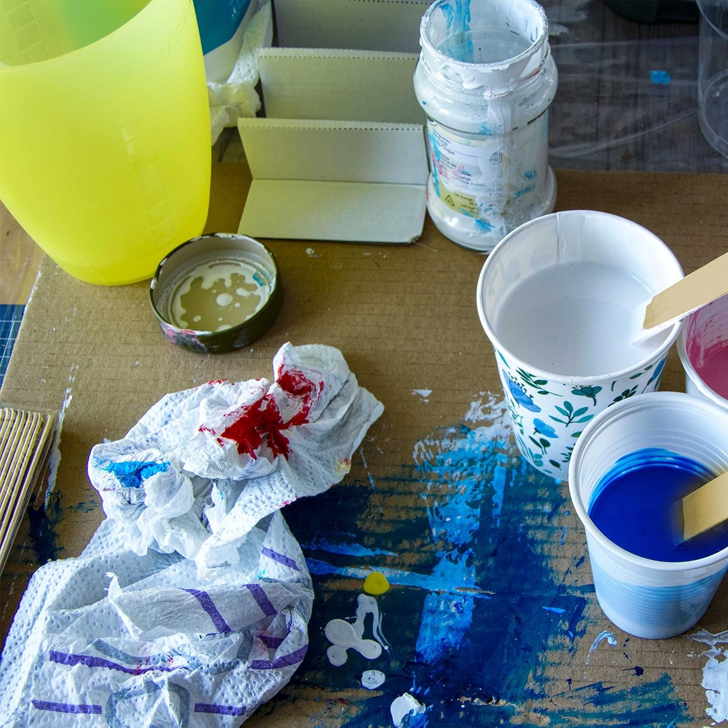 Floetrol Paint Additive Pouring Medium for Acrylic Paint and 50 Mixing Sticks
