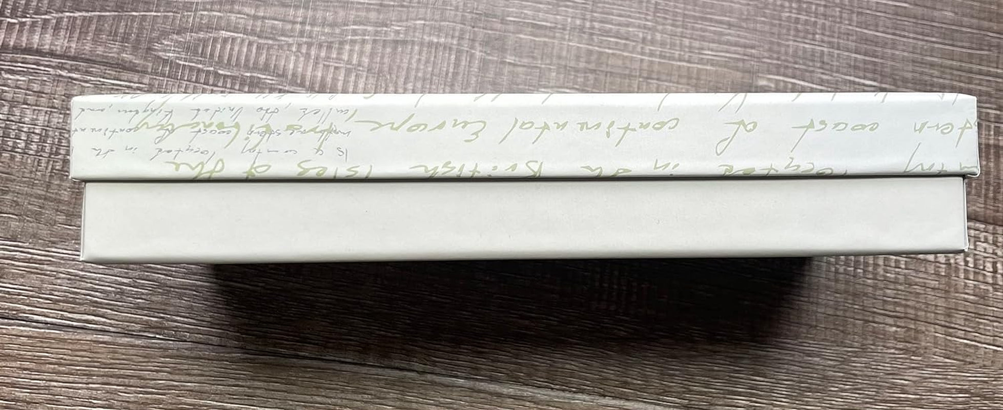 Hhhouu Calligraphy Set for Beginners Quill Pen and Ink Set Fancy Pens with Black Ink and 11 Nibs for Lettering,Drawing, Journaling, Signing, Invitation HO-Q-301