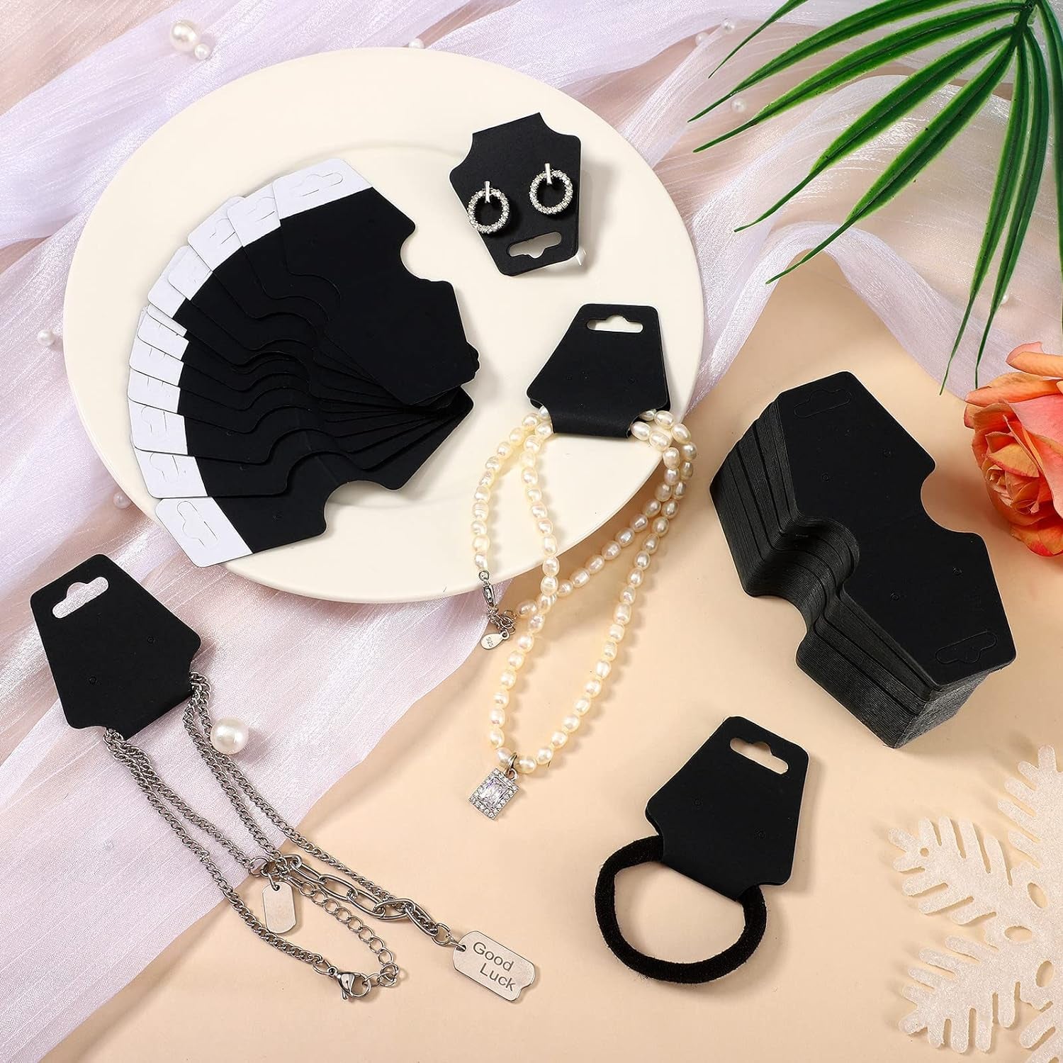 500 Pcs Necklace Display Cards Adhesive Jewelry Packaging Card Kraft Keychain Display Card Hanging Bracelet Card Holder for Choker Earring Hairband Displaying Small Business Supplies (Black)