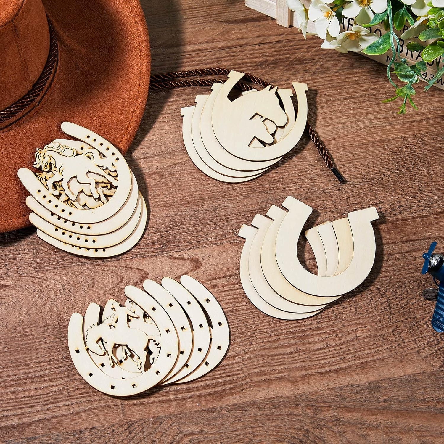 Wooden Horseshoes Cutout for Crafts DIY Unfinished Wooden Horseshoes Christmas Cowboy Decor Western Party Decor Blank Horseshoe Wood Horse Cutout Western Craft Supplies Discs Slices(96 Pcs)