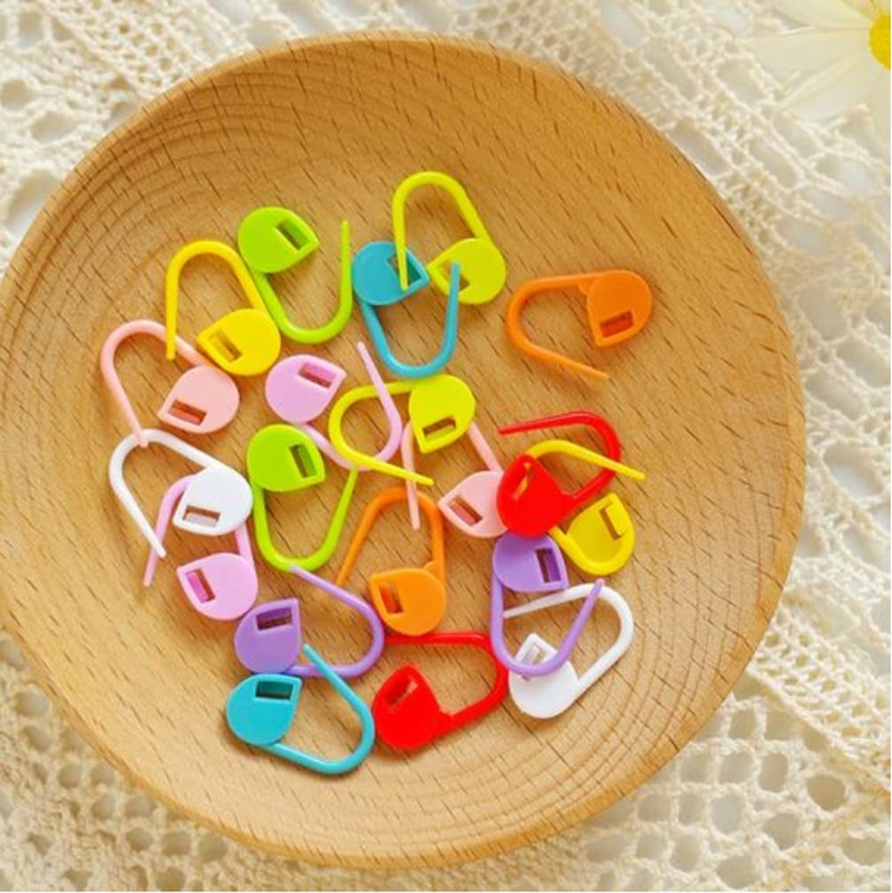 Stitch Markers 10 Colors Knitting Crochet Locking 160Pcs Stitch Needle Clip Counter with 3 Plastic Needle Randomly (Multicolor-160 Pcs)