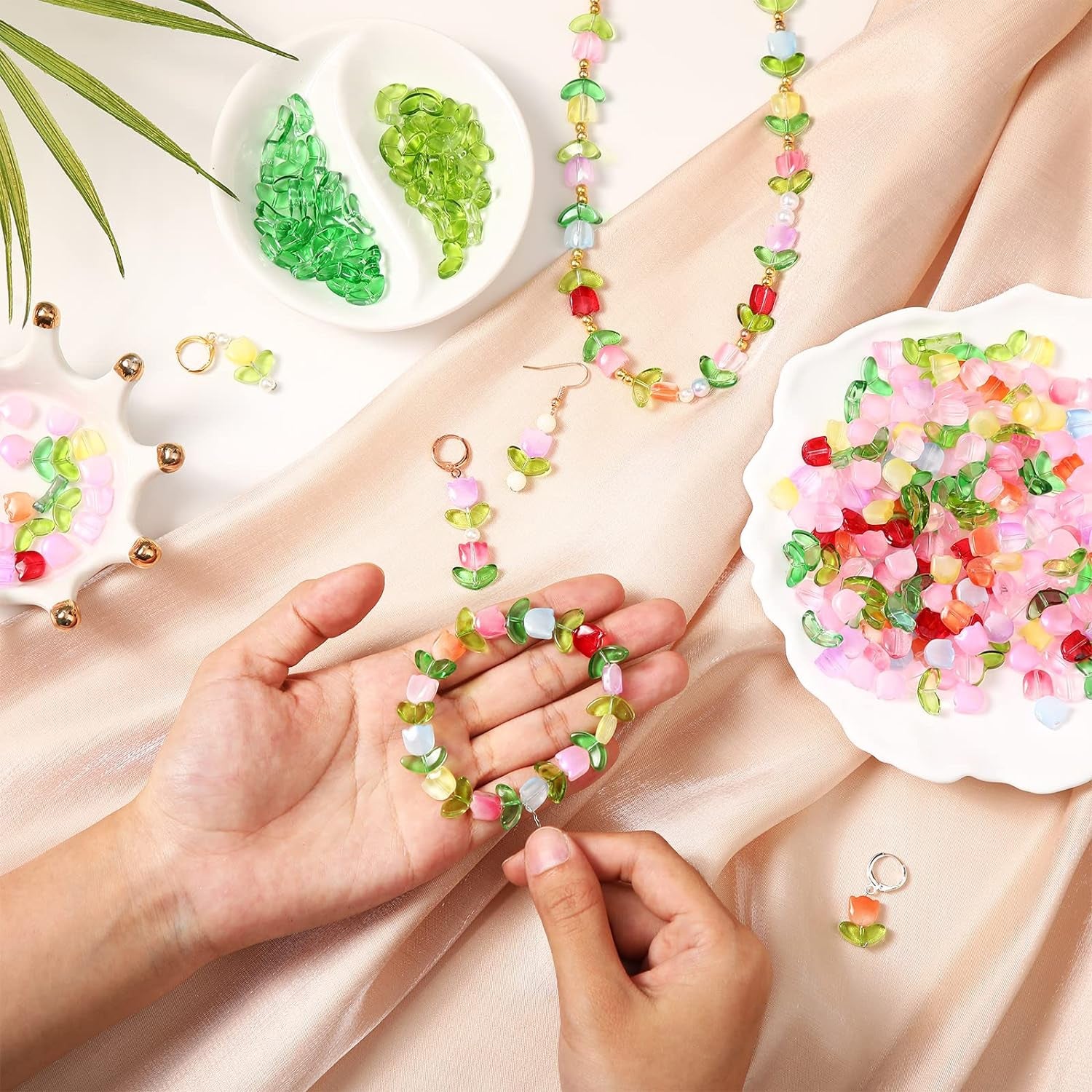 320 Pcs Colorful Translucent Tulip Flower Beads Handcrafted Tulip Glass Spacer Bead Crystal Loose Glass Flower Beads for Jewelry Making Earring Bracelet DIY Craft Spring Summer Gifts