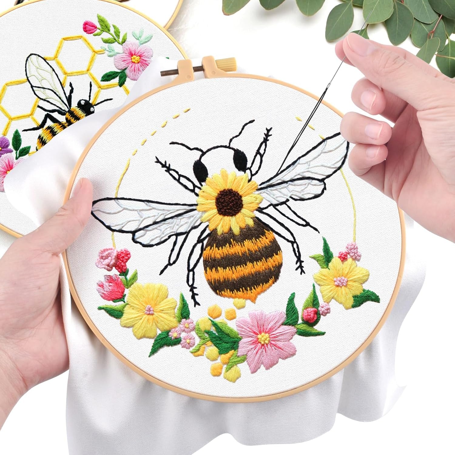 5 Sets Embroidery Kit for Beginners, Art Craft Handy Sewing Set Bees and Flowers Patterns Cross Stitch Starter Kits, DIY Embroidery Kits with Patterns and Instructions Hoops Needles Threads