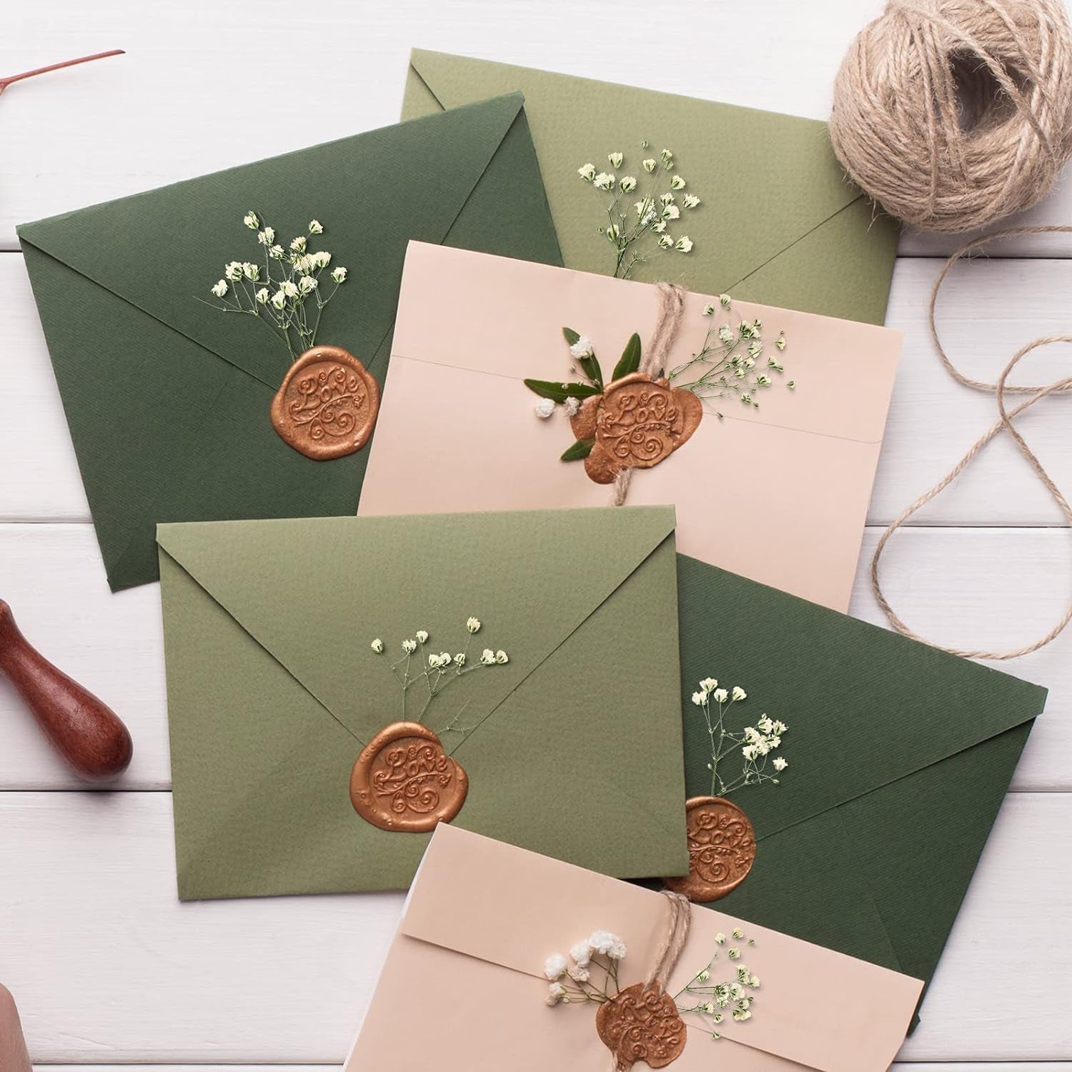 300 Pcs Dried Babys Breath Flowers Bulk Ivory White Babys Breath Real Pressed Flowers Natural Gypsophila Dried Flowers for Resin Wedding Art Craft DIY Invitations Scrapbooking Card Making