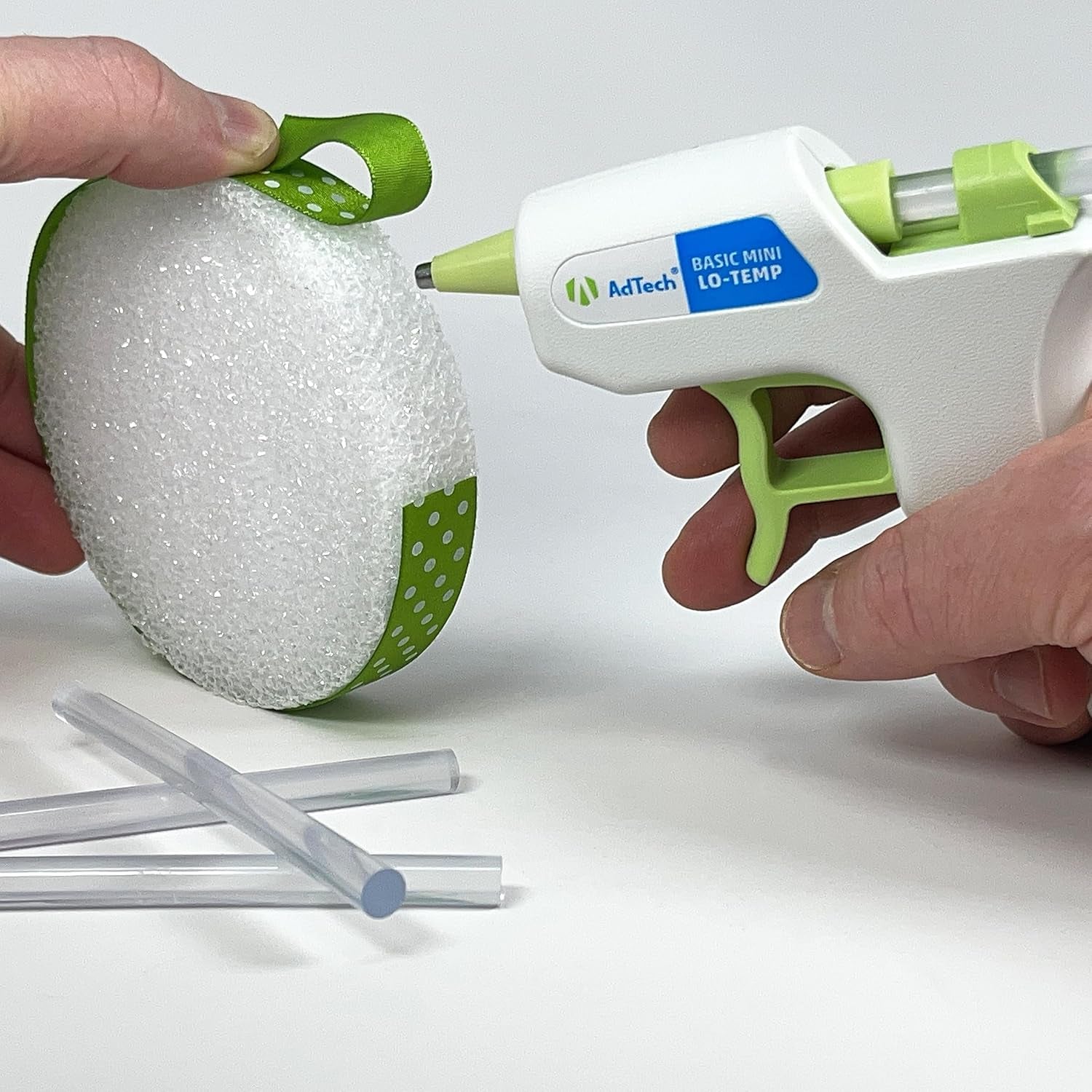 Low Temp Mini Gun Kit with Glue Sticks