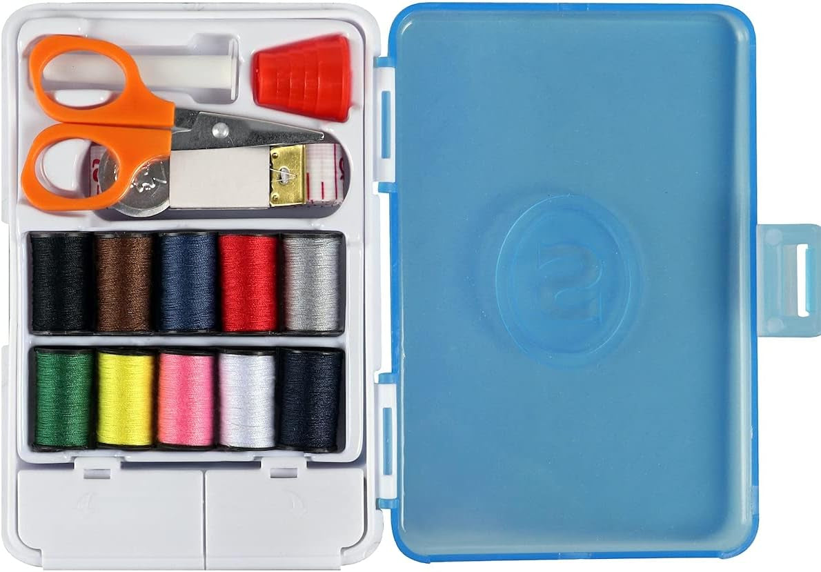 01671 Sew Essentials to Go Sewing Kit