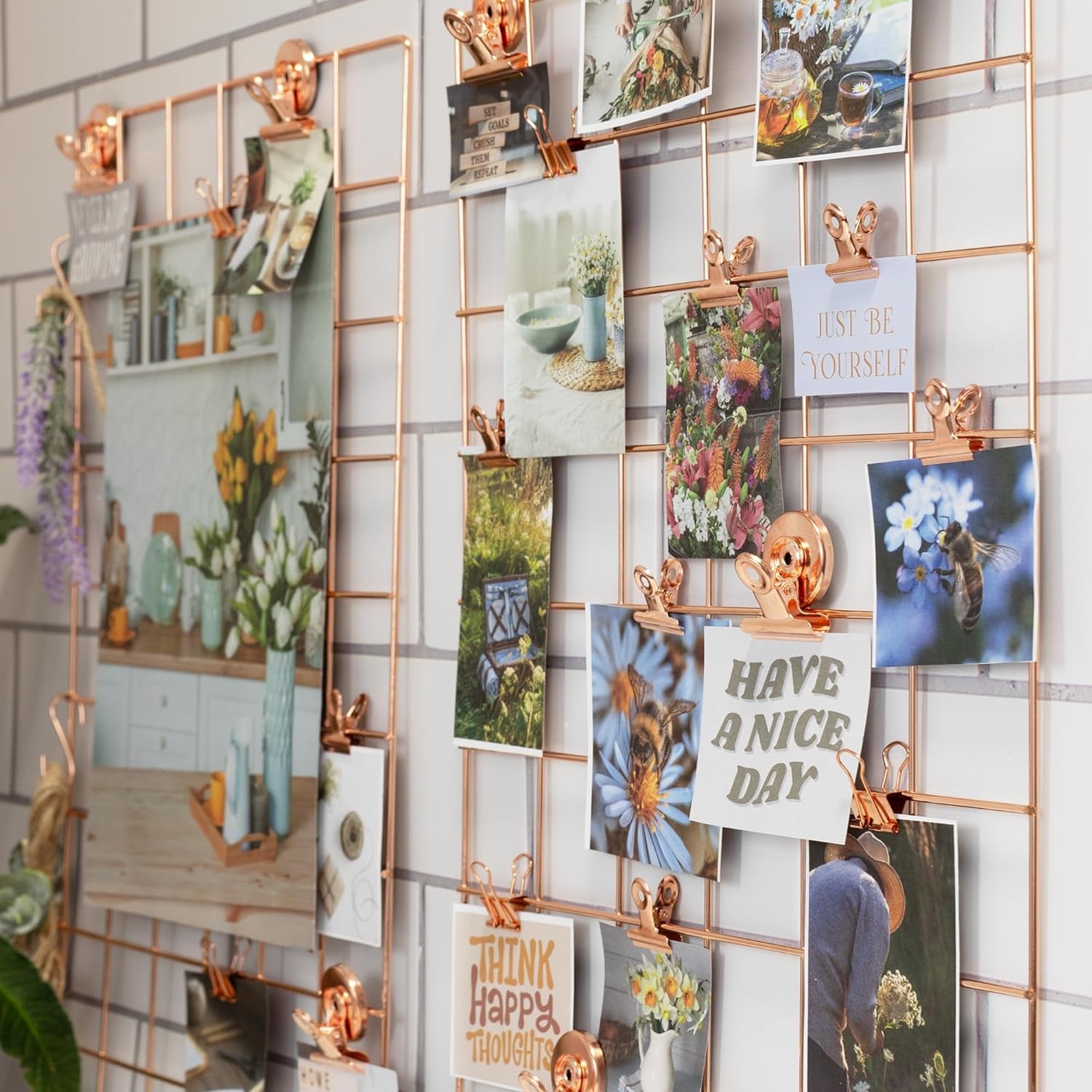 Inspirational Vision Board Book - a Complete Supplies Kit to Unleash Your Dreams/Goals with Motivational Pictures, Quotes & Clip Art - Perfect Magazine for Achieving Success in All Areas of Your Life