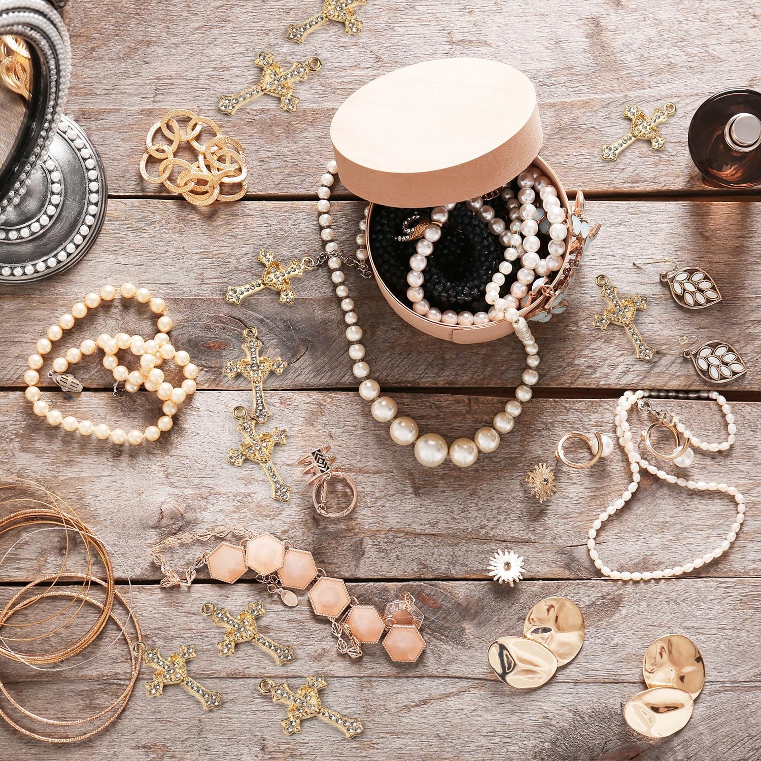 Cross Charms Rhinestone Alloy Cross Pendants Beads 40 Pcs Link Religious Virgencita Charms Small Crosses for Bracelets Jewelry Making Rosary Necklaces Earrings DIY Crafts