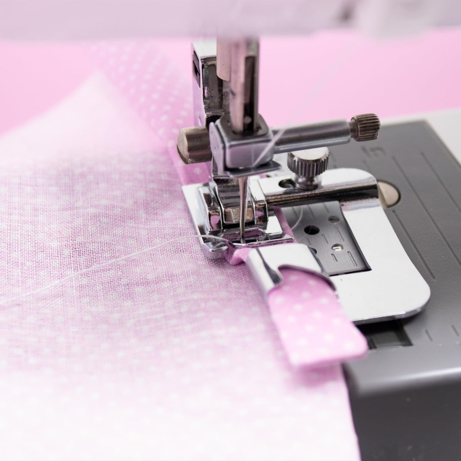 Rolled Hem Presser Foot [6 Sizes] Wide Rolled Hem Foot Set &amp; Narrow Foot Hemmer Set for Brother, Singer &amp; Janome Low Shank Sewing Machines. Hemming Pressure Feet with Distinctive Wide and Narrow Sizes