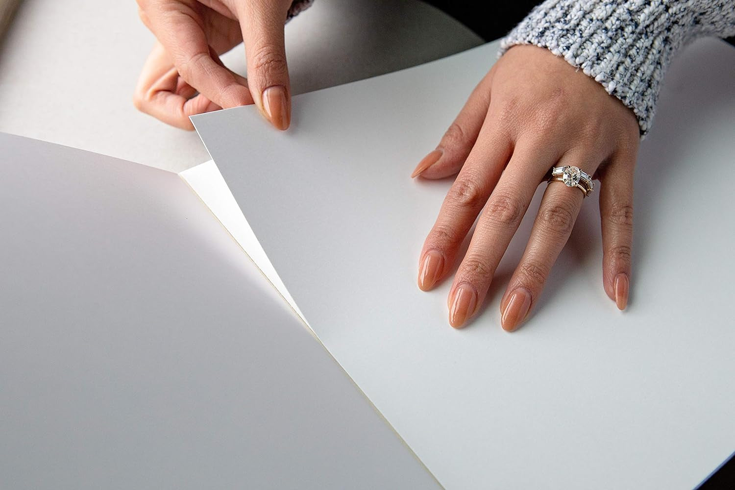 200 Series Sketch Pad, 9X12 Inch, 100 Sheets, Tape Bound - Artist Sketchbook for Drawing, Illustration, Art Class Students