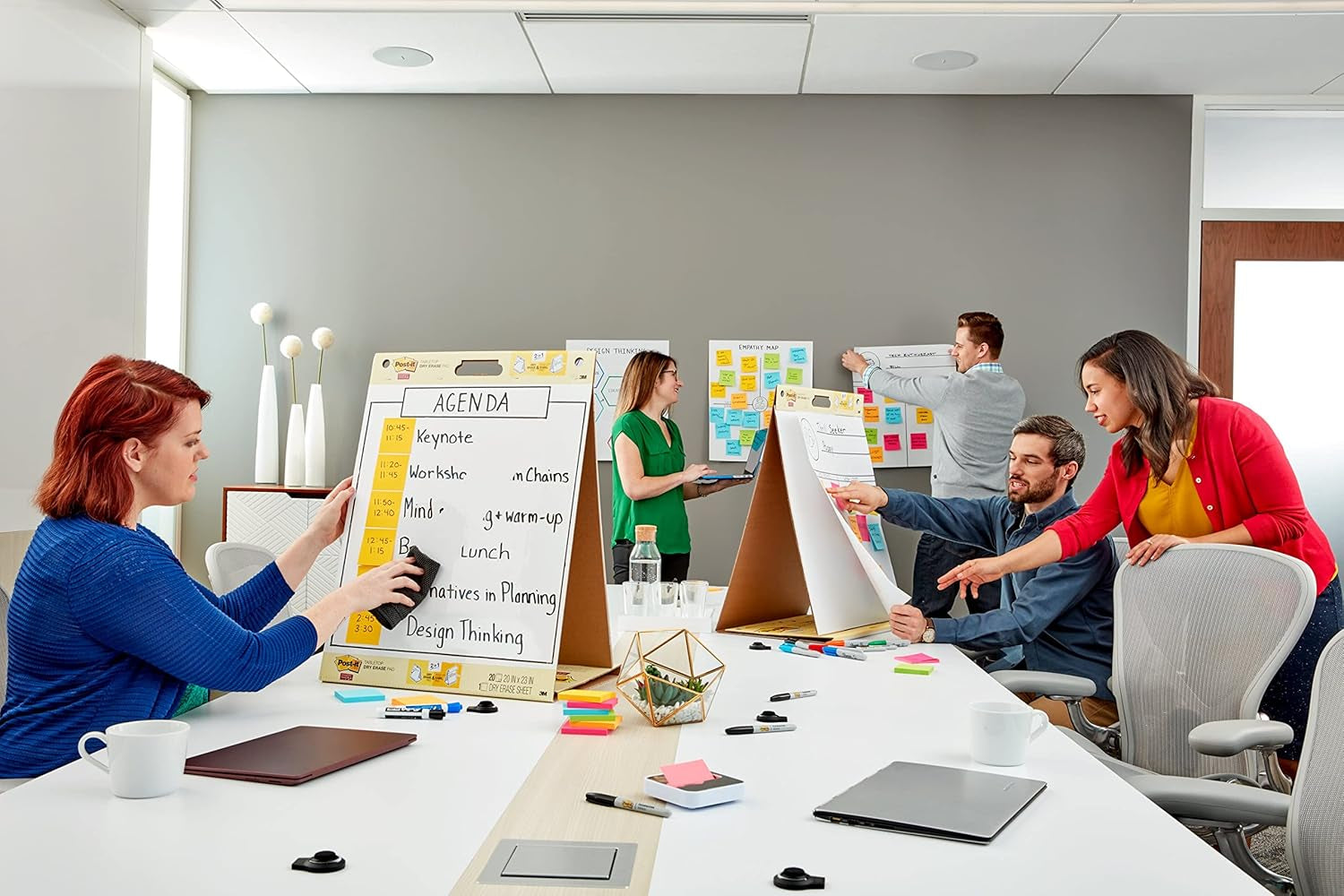Super Sticky Portable Tabletop Easel Pad W/Dry Erase Panel, Great for Virtual Teachers and Students, 20X23 Inches, 20 Sheets/Pad, 2 Pads, Built-In Stand (563DE VAD 2PK) , White