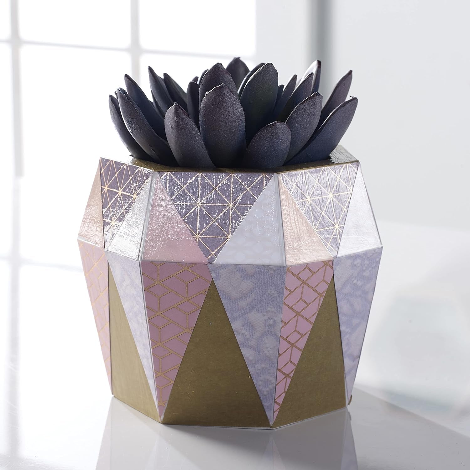 Gloss Sealer, Glue &amp; Finish: All-In-One Craft Solution- Quick Dry, Easy Clean, for Wood, Paper, Fabric &amp; More. Non-Toxic - Craft with Confidence, Made in USA, 32 Oz., Pack of 1