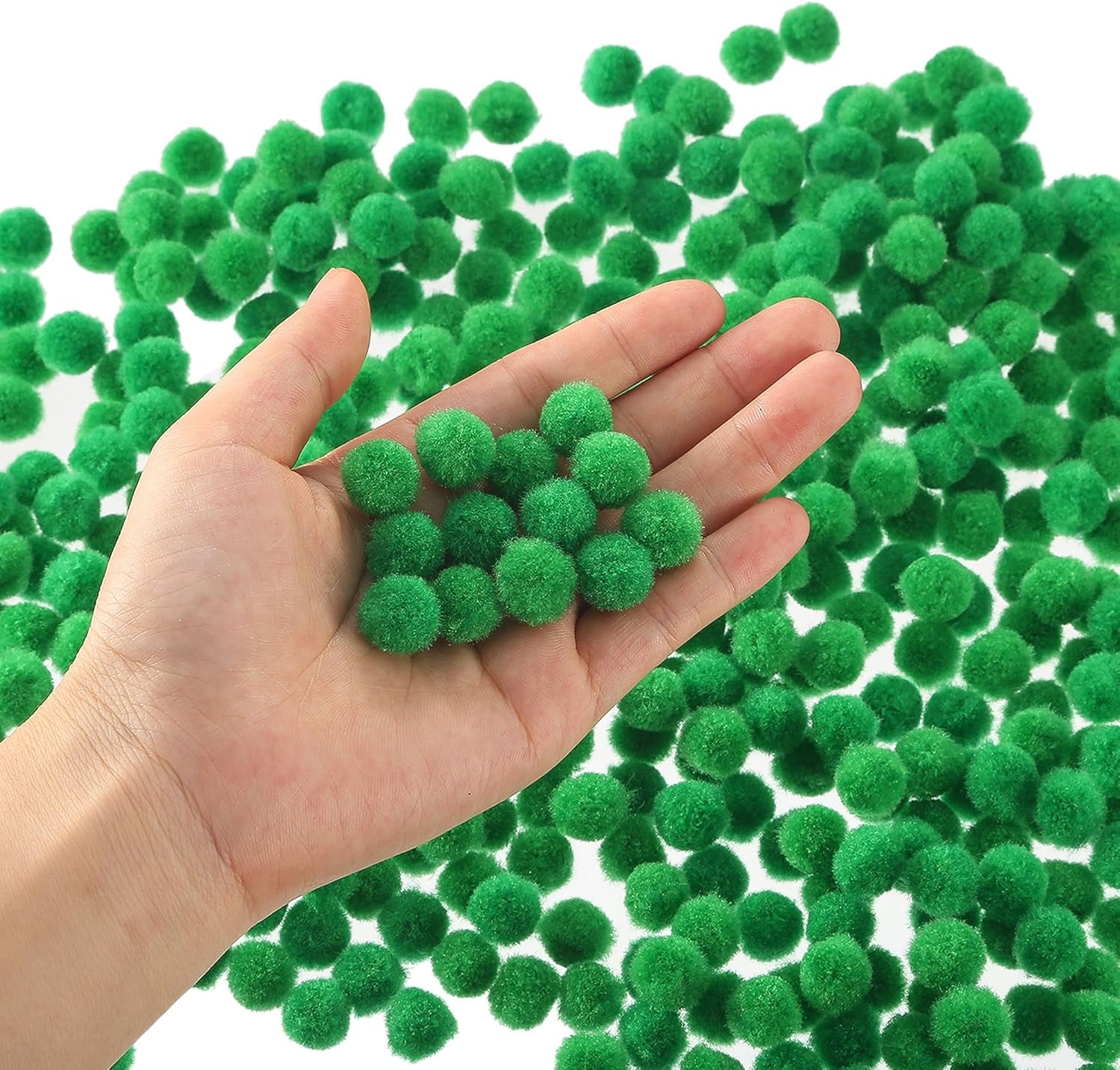 500 Pcs 0.5 Inch Polypropylene Pompoms for Craft Making, Small Pom Poms Balls Art and Craft DIY Decorations(Green)