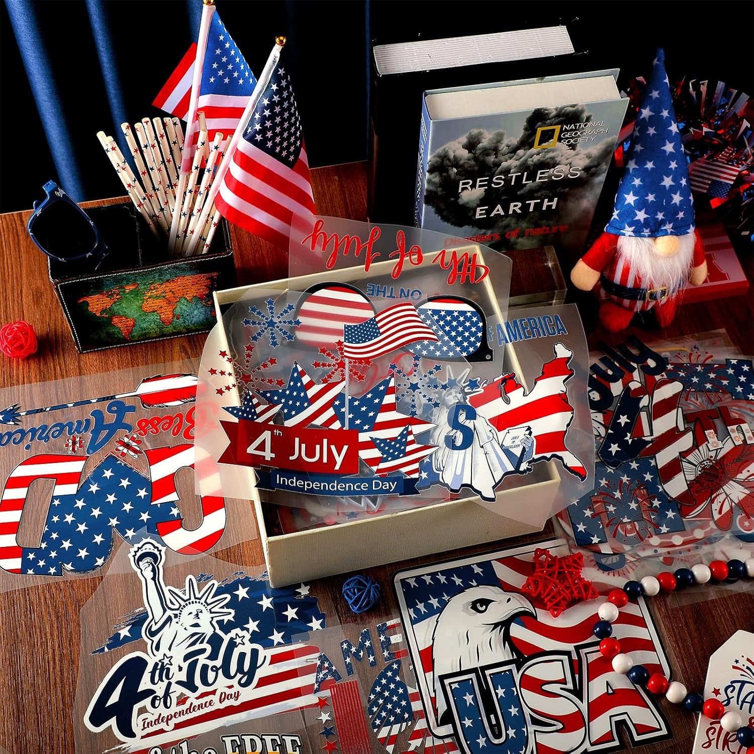 36 Pcs Patriotic Iron on Transfers 4Th of July Iron on Decals Patches Independent Day Western Heat Transfers Vinyl Decals for Clothes Bag Covers DIY Decorations
