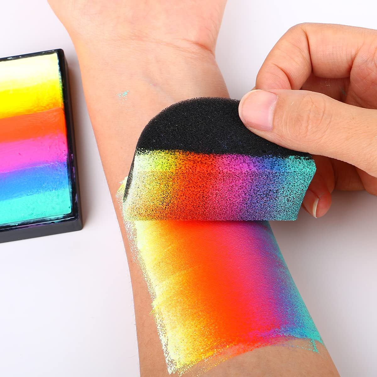 Face Paint Sponges Face Painting Black Sponges Petals High Density for Art Work and Body Paint (10 Petals + 10 Half Moon)