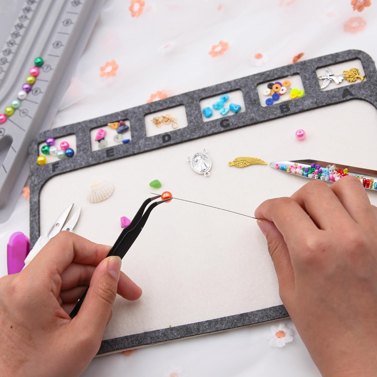Bead Design Board with Beading Mat Kit, Grey Flocked, All-In-One Jewelry String Beading Needles Jewelry Organizer Tray for Creating Bracelets, Necklaces and Other Jewelry Making Craft
