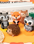 Set of 5 Woodland Wool Needle Felting Kit, Fox Owl Hedgehog Squirrel Raccoon Animal Doll Wool Felt Needle Felting Tools Foam Pad, DIY Needle Felting Craft Party Supplies for Beginners