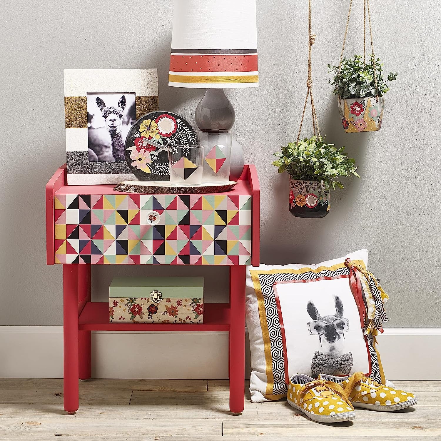 Gloss Sealer, Glue &amp; Finish: All-In-One Craft Solution- Quick Dry, Easy Clean, for Wood, Paper, Fabric &amp; More. Non-Toxic - Craft with Confidence, Made in USA, 32 Oz., Pack of 1