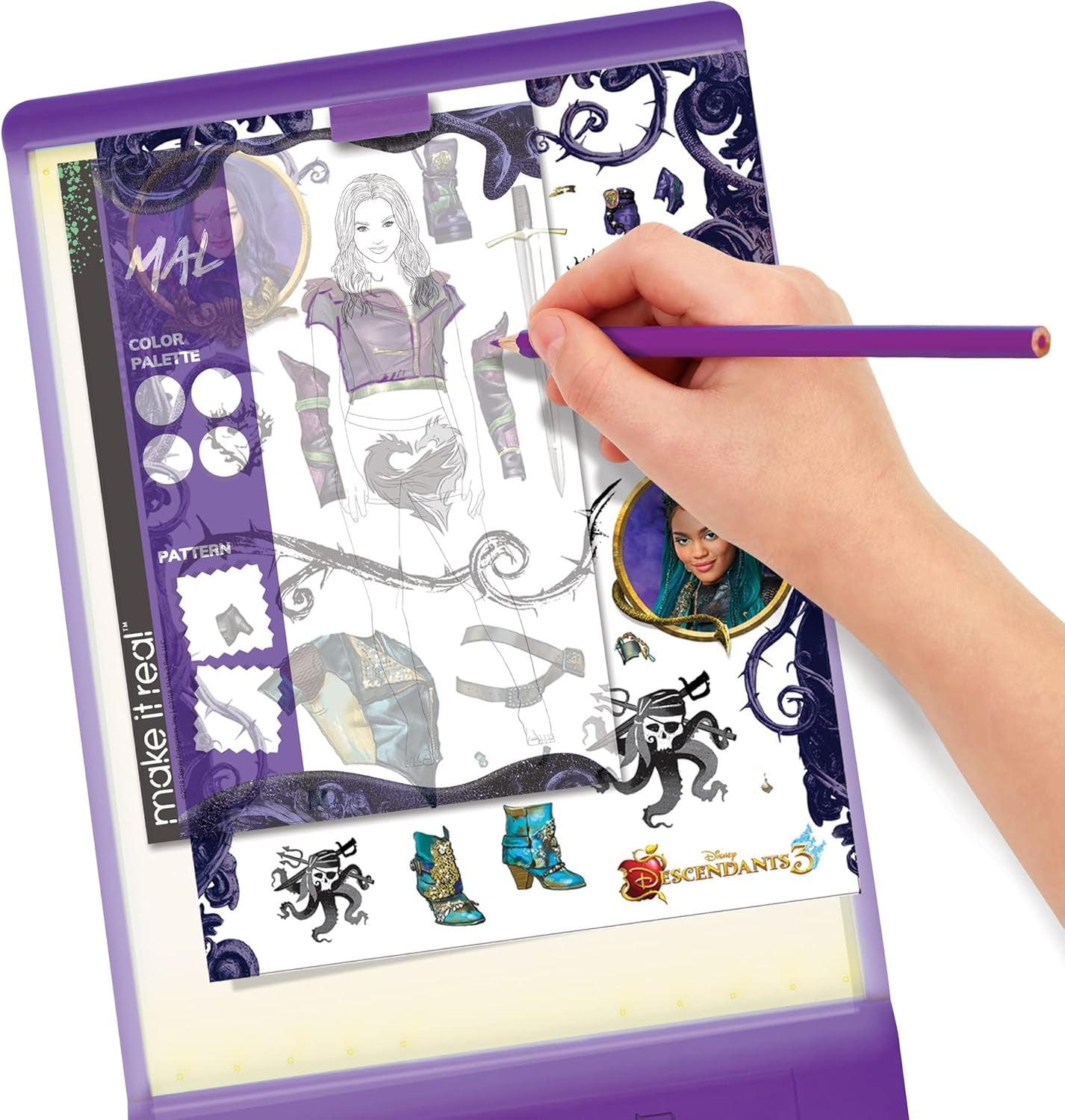 Disney Descendants 3 Fashion Design Tracing Light Table for Girls - 9-Piece Set with Sketchbook, Stickers, Tracing Pages, Light-Up Table - Creative Drawing Kit, Perfect Gift for Ages 8+