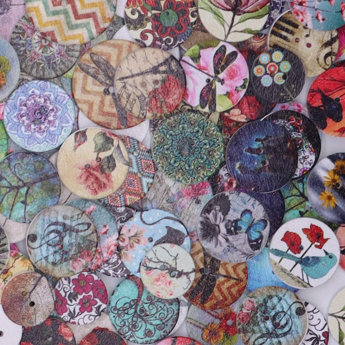 400 Pcs Wooden Buttons,Many Styles Decorative Sewing Button,Buttons for Crafts,2 Holes round Decorative Painted Wood Buttons,Cute Buttons,3D Buttons for DIY Sewing(20Mm,15Mm,25Mm)