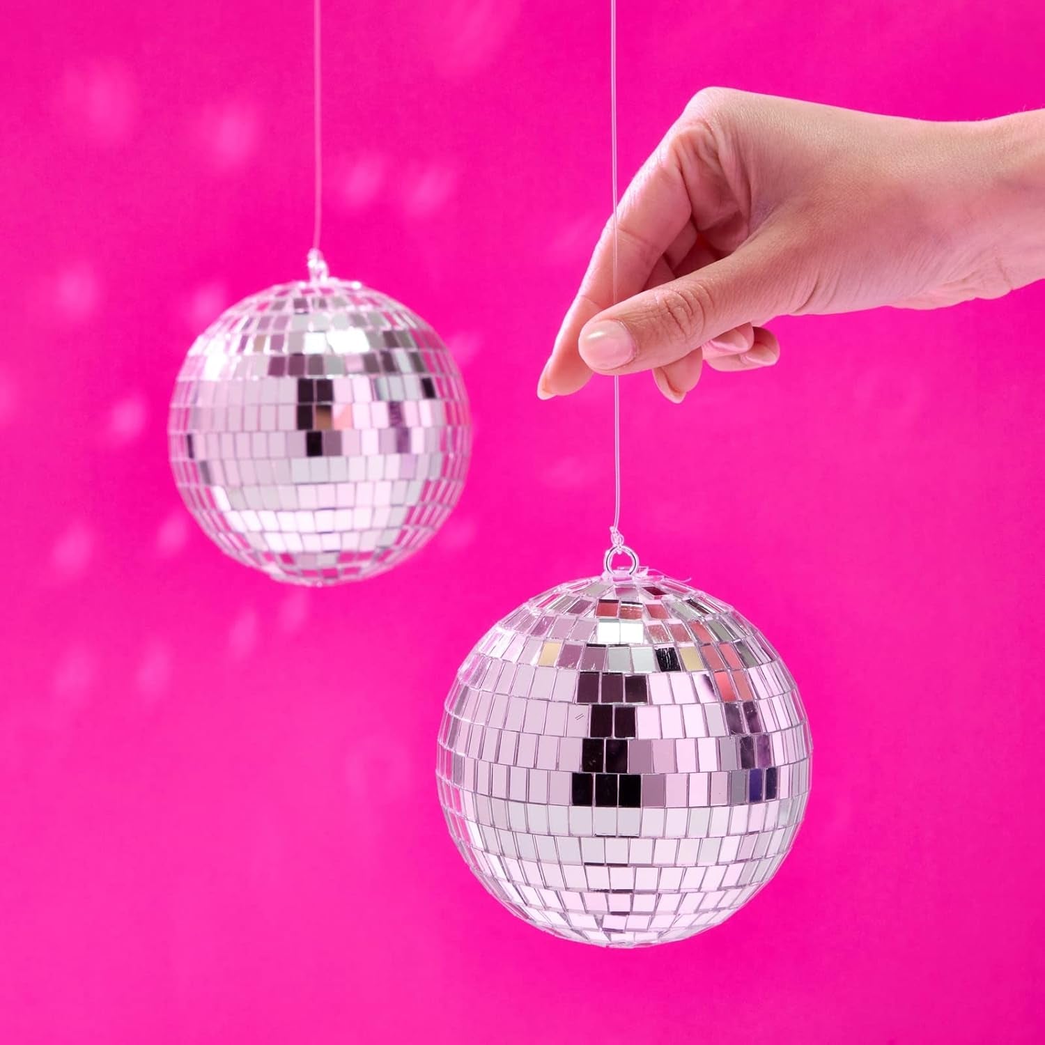 4 Inch Foam Balls for Crafts - 12 Pack round White Polystyrene Spheres for DIY Projects, Ornaments, School Modeling, Drawing