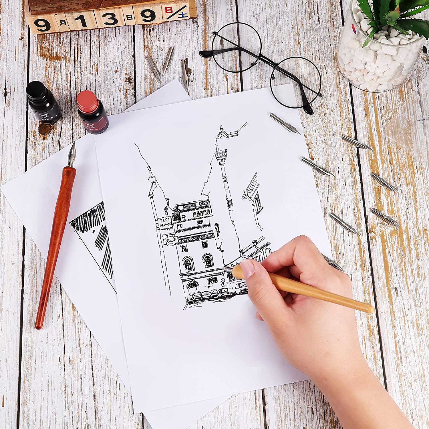 14 Pieces Dip Pen Nibs Holders with Comic Pen Nib Set Calligraphy Wooden Drawing Pen Holder with Stainless Steel Pen Nib for Writing Painting Signing Present