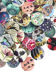 400 Pcs Wooden Buttons,Many Styles Decorative Sewing Button,Buttons for Crafts,2 Holes round Decorative Painted Wood Buttons,Cute Buttons,3D Buttons for DIY Sewing(20Mm,15Mm,25Mm)