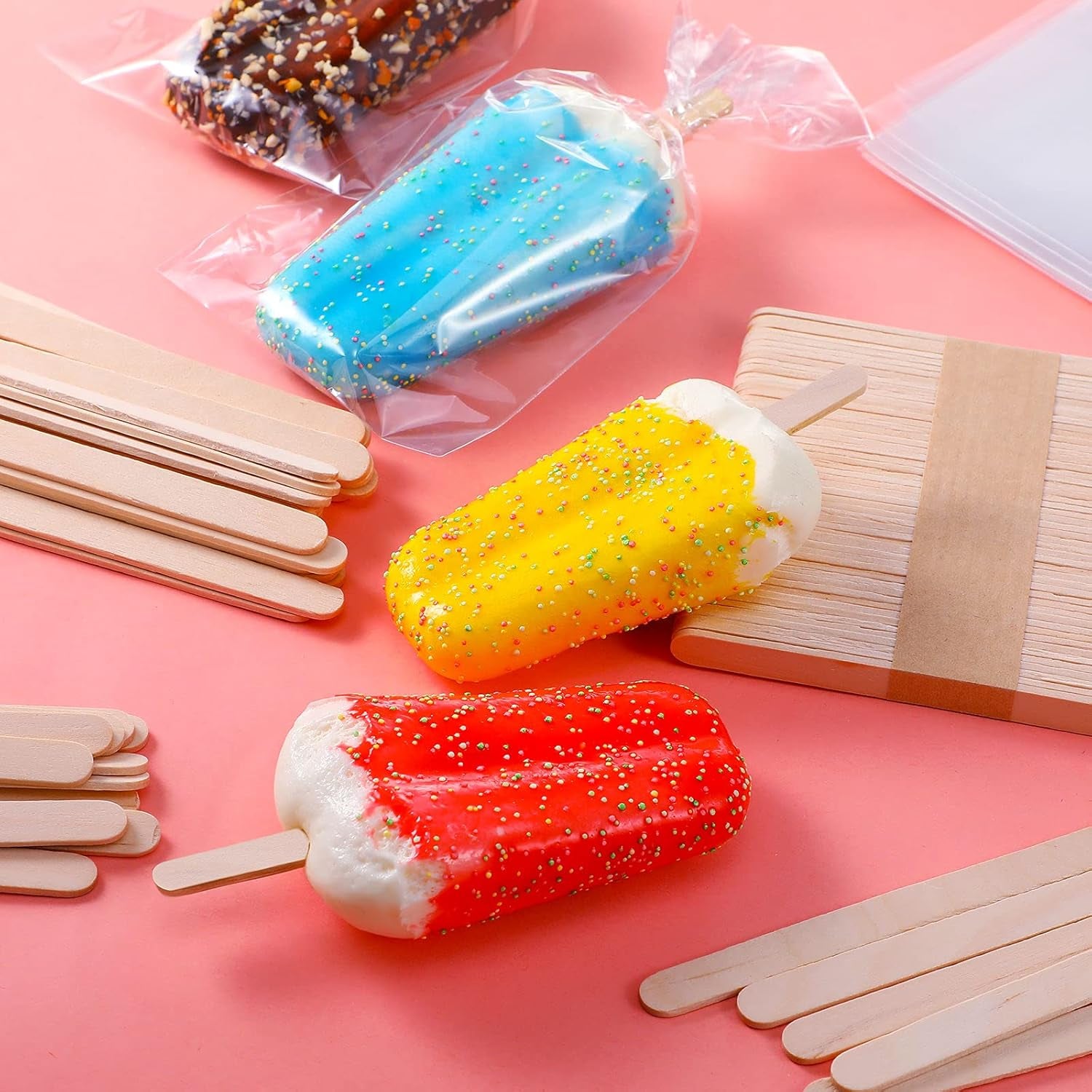 300 Pcs Ice Lolly Sticks and Bags Set, Clear Ice Lolly Plastic Bags Ice Lolly Self-Adhesive Plastic Bags and Ice Lolly Sticks, 4.49 Inch, 8.27 X 3.15 Inch