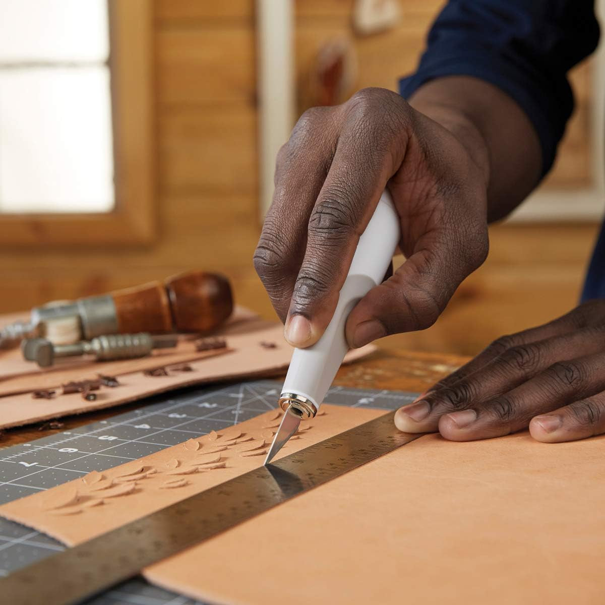 Crafts  Easy Change Detail Blade, Heavy Duty Knife W/#2, Multicolor