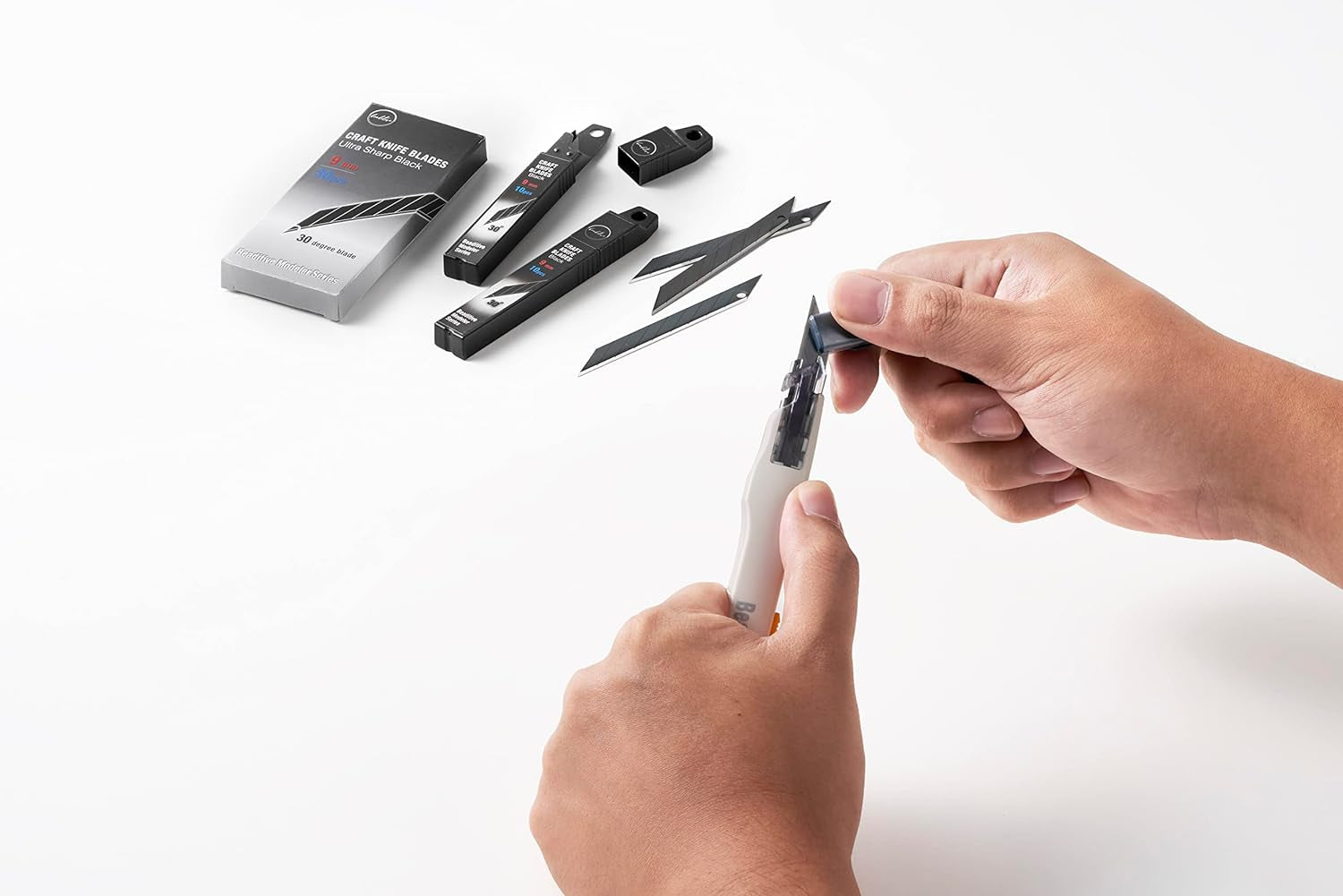 Detail Craft Knife Blades (30 Pcs) - 30 Degree Snap-Off Utility Knife Blade - Art, Craft, Model Making (Ultra Sharp Black)