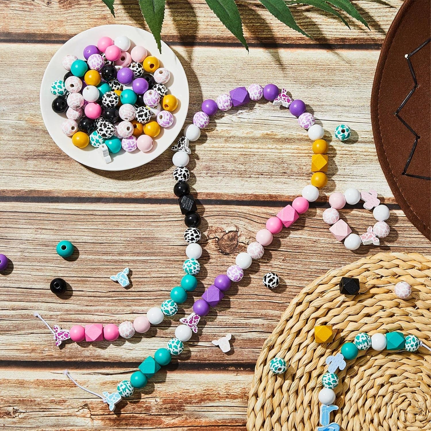 197 Pcs Cow Beads Western Beads Wood Beads for Jewelry Making Beads for Pens Colorful Wood Beads for Crafts with Rope Keyring for DIY Adults Jewelry Bracelets
