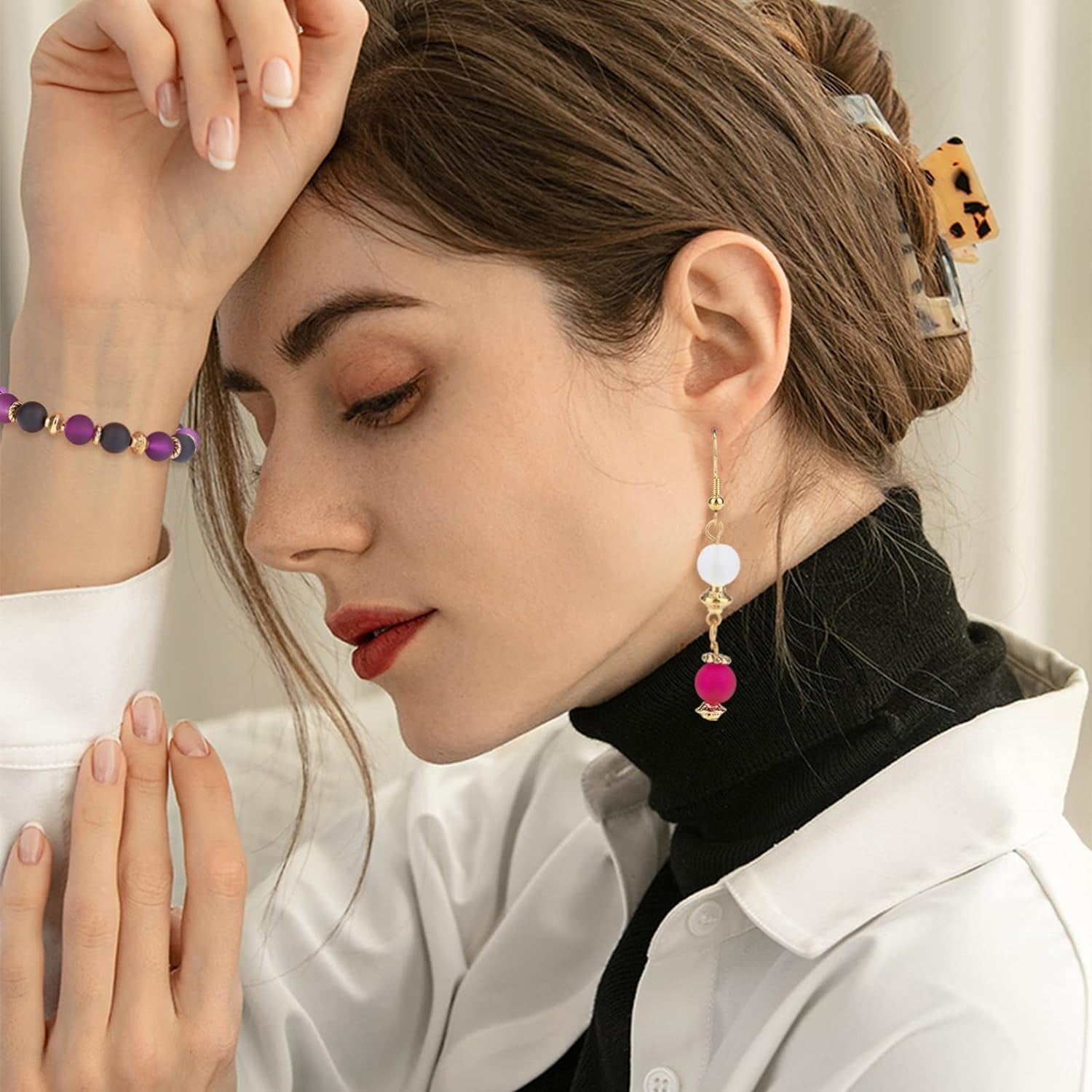 300Pcs Spacer Beads 6 Style Antique Golden Beads Tibetan Metal Jewelry Beads Loose Spacer Beads Flower Flat Rondelle Beads for Bracelet Necklace Jewelry Making Supplies (5.5-6.5Mm)