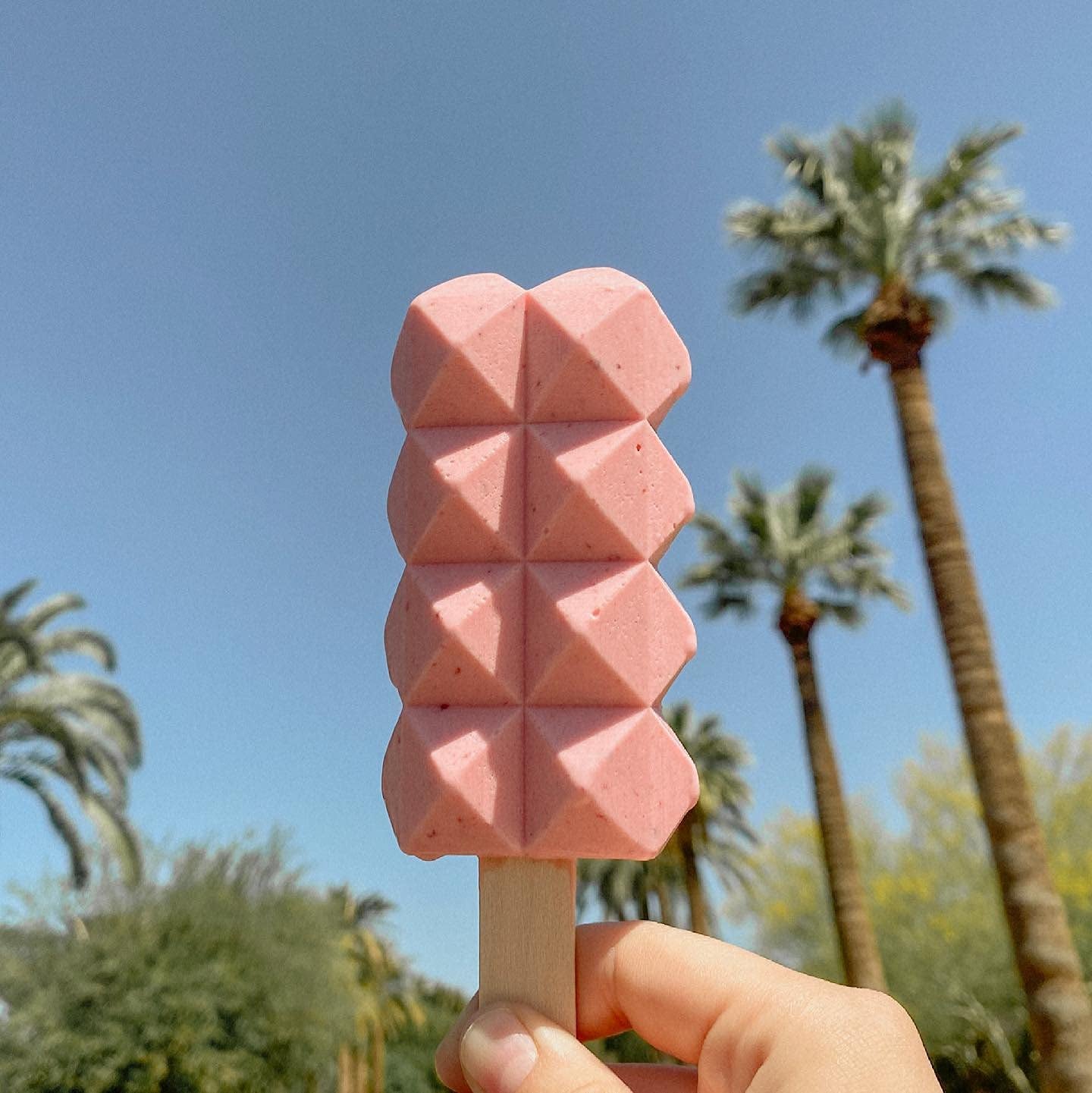 Craft WTD-1000 Jumbo Craft Sticks, 0.1&quot; Height, 0.6&quot; Width, 6&quot; Length (Pack of 1000)