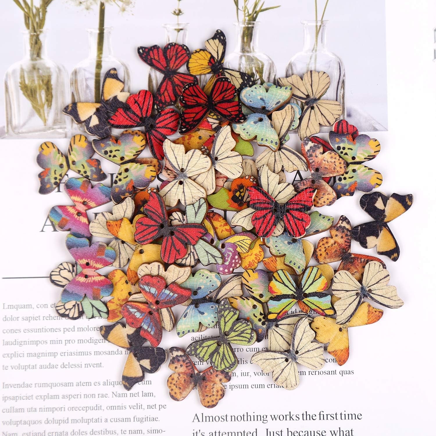 100 PCS Butterfly Wooden Buttons,1 Inch Colorful 2 Holes Mixed Decorative Buttons for DIY Sewing&amp;Wood Craft Clothes Accessories