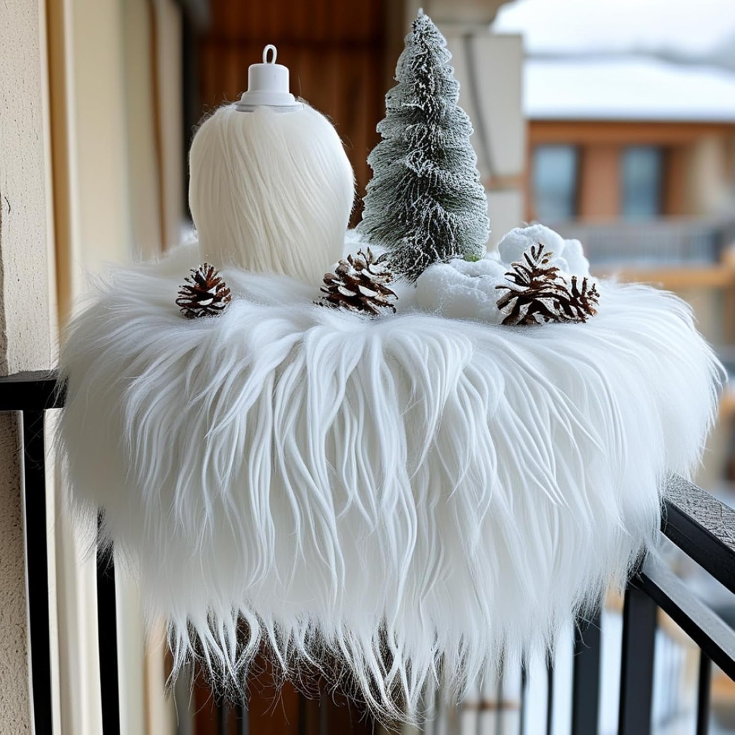 4PCS Faux Fur Ribbon Soft Christmas Fluffy DIY Craft Shaggy Synthetic Plush Patch Sewing Fur Cuts for Garland Party Decoration Furry Patch Ribbon for Winter Costume Gnome Beard Fur Ball Carpet Pet Pad
