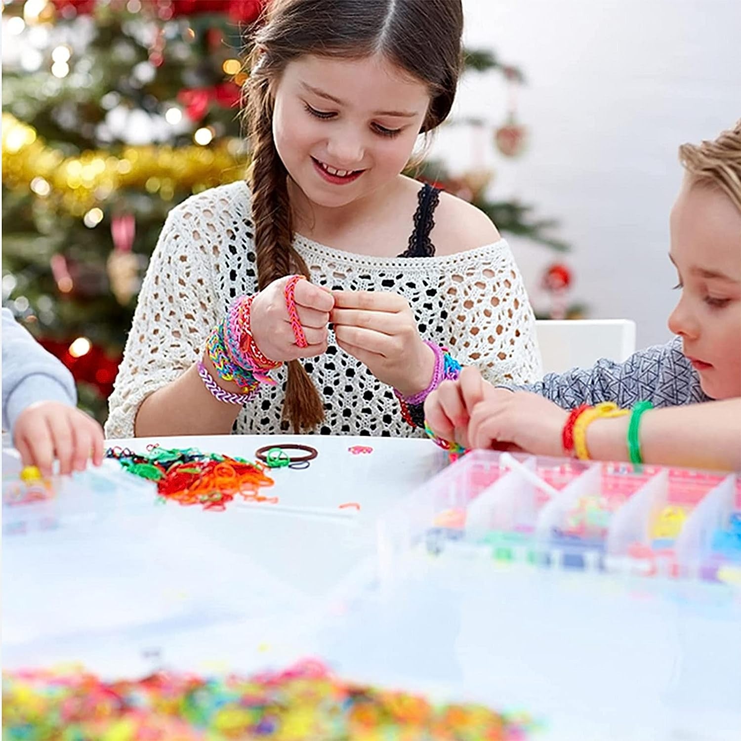 15000+ Rubber Loom Bands, Mega Rubber Bands Bracelet Kit,Loom Bracelet Making Kit with 3 Layer Container,30 Colors,380 Beads,30 Charms,Clips, Hooks Tools for DIY Art Craft