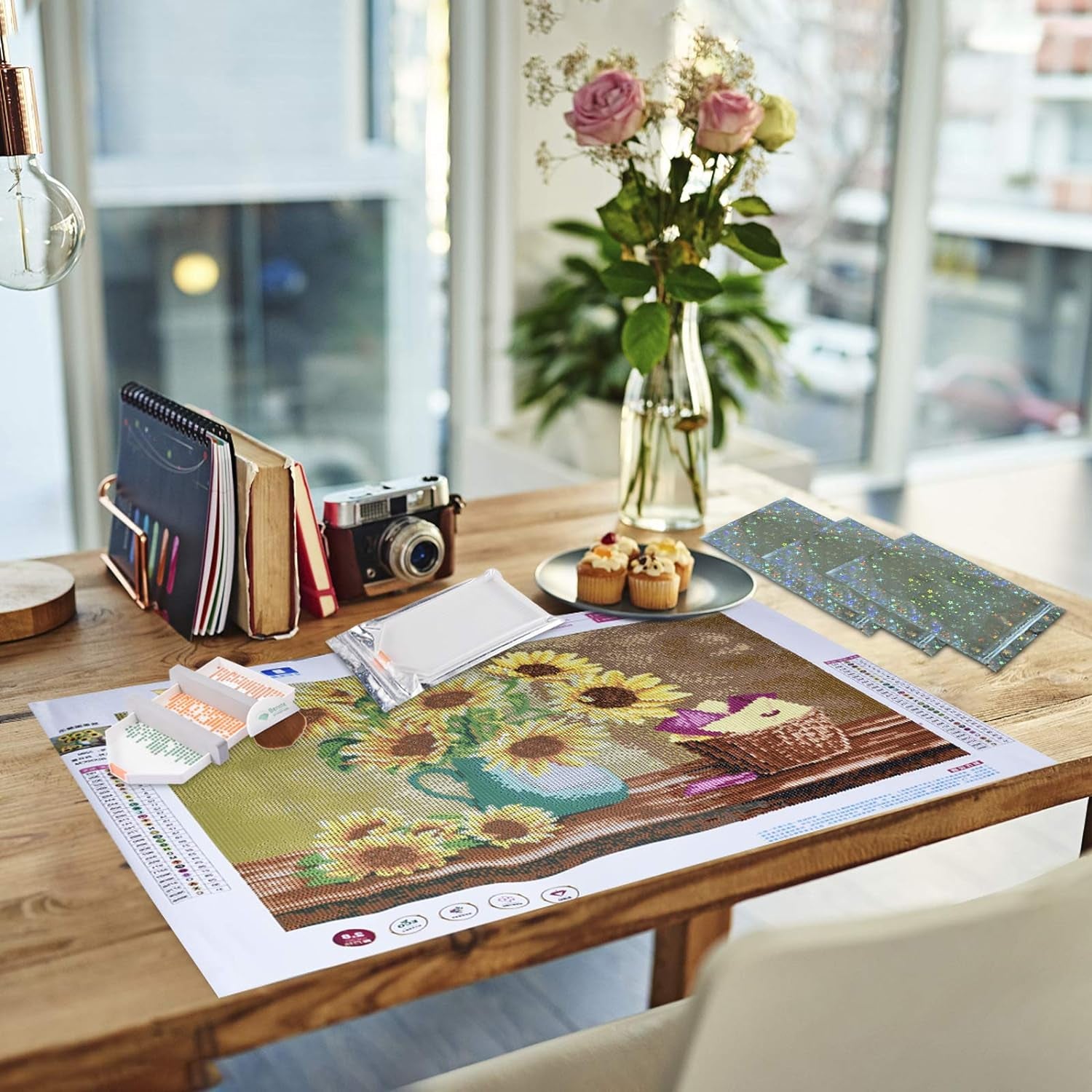 Diamond Art Painting Accessories Tools, Diamond Art Tray Painting Large Capacity Diamond Rhinestone Plate Tray with Divider, Paint Brush, Shining Bags for DIY Art Craft