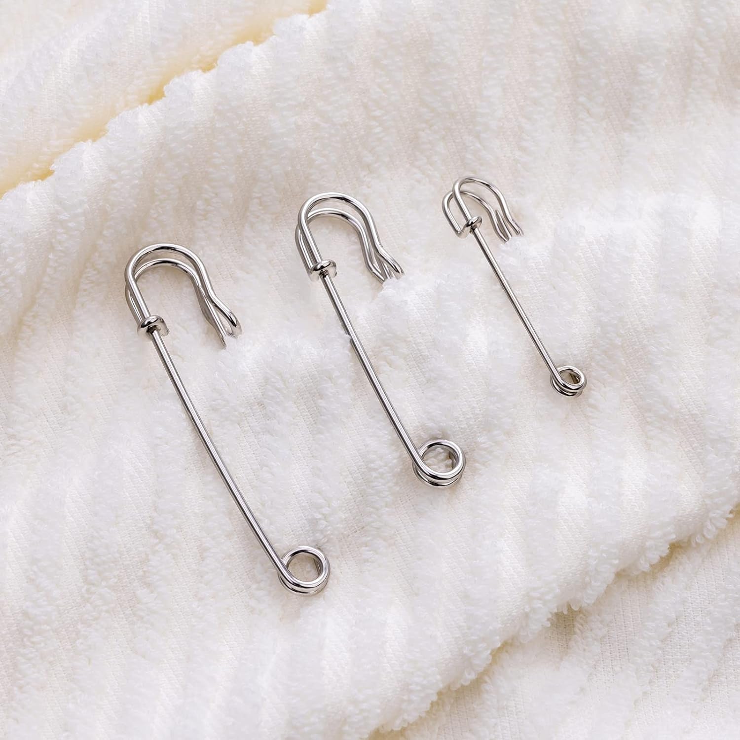 Large Safety Pins Pack of 40, Safety Pins Heavy Duty Assorted (2", 2.5", 3"), Blanket Pins Safety Pin Extra Sturdy Bulk Pins for Blankets, Skirts, Crafts, Kilts